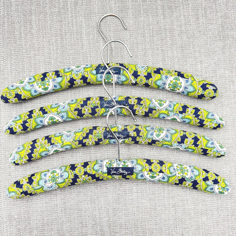 Vera Bradley Padded Hangers Set of 4 Green Blue Paisley Floral Quilted Fabric